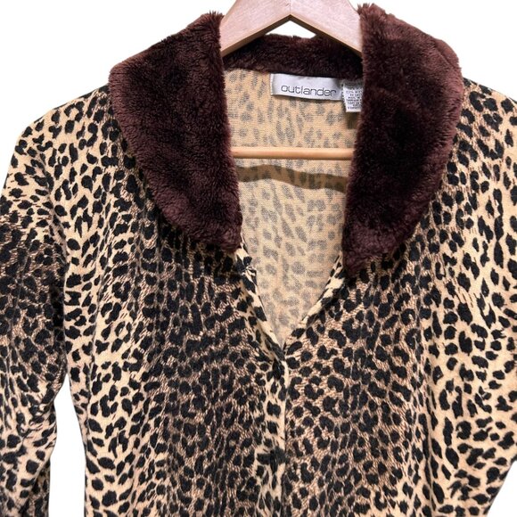 Outlander Brown Faux Fur Animal Print Button Front Cardigan Size M - Picture 3 of 5